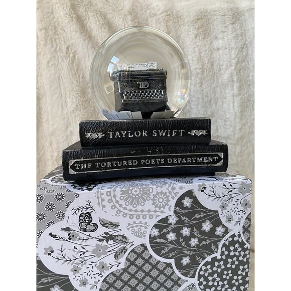 Taylor Swift THE TORTURED POETS DEPARTMENT SNOWGLOBE AUTHENTIC *In Hand* 🩶☃️🩶 - Picture 4 of 11